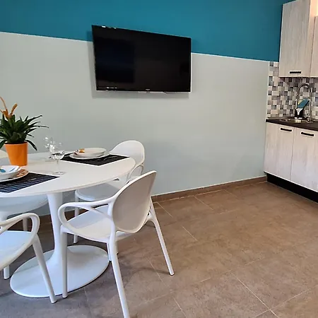 Atlantic Garden Wanderlust House